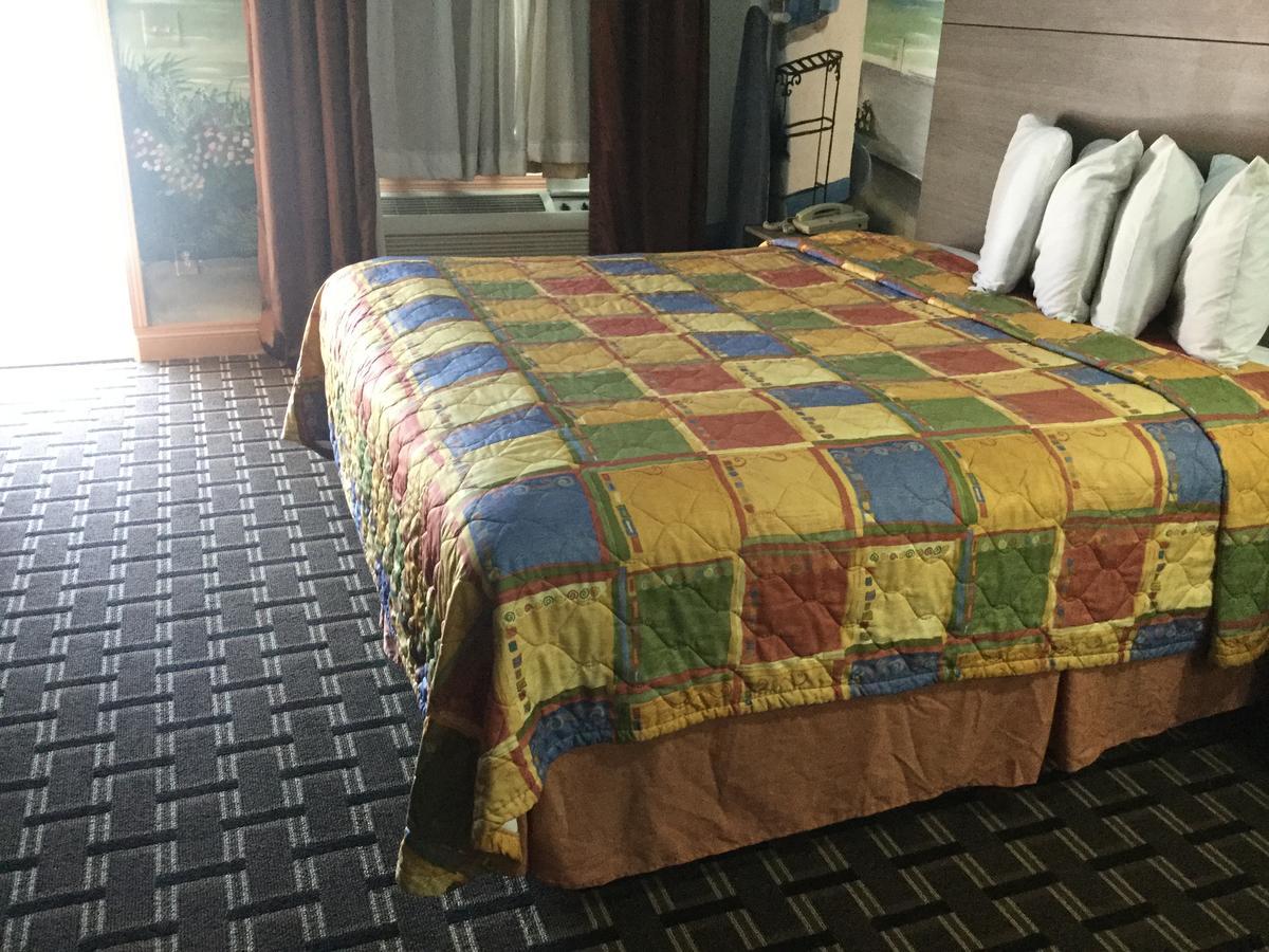Luxury Inn And Suites Seaworld San Antonio Buitenkant foto